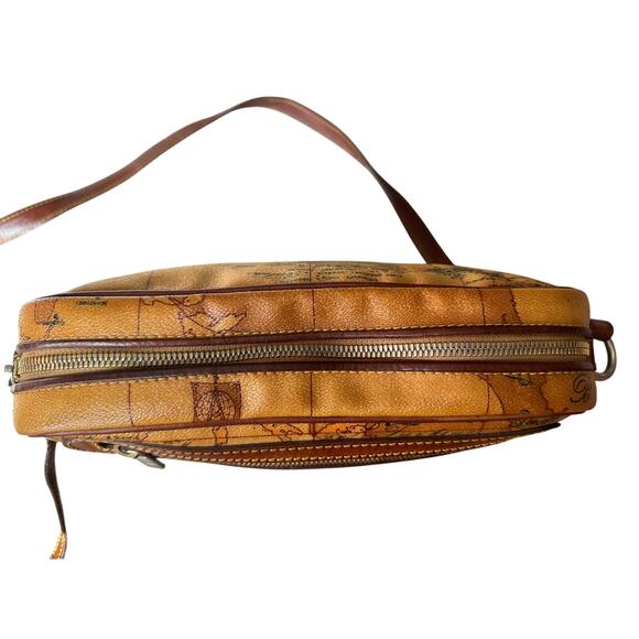 Alviero Martini 1' Classe Camera Crossbody Bag - Picture 6 of 16